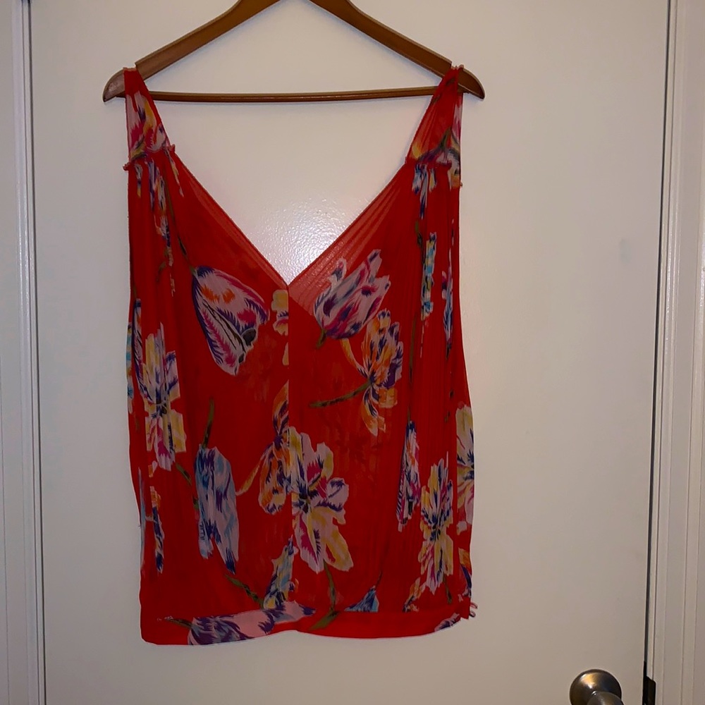 🌺 free people ~ size xs ~ sheer ~ flowy top 🌺